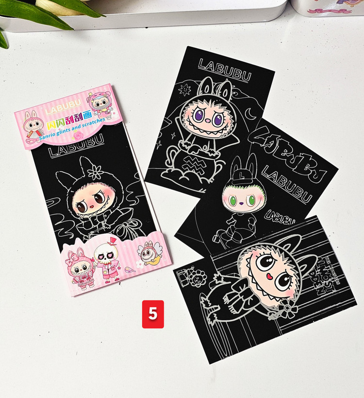 نقاشی خراشیدنی فانتزی ۴ برگه همراه با قلم چوبی لبوبو