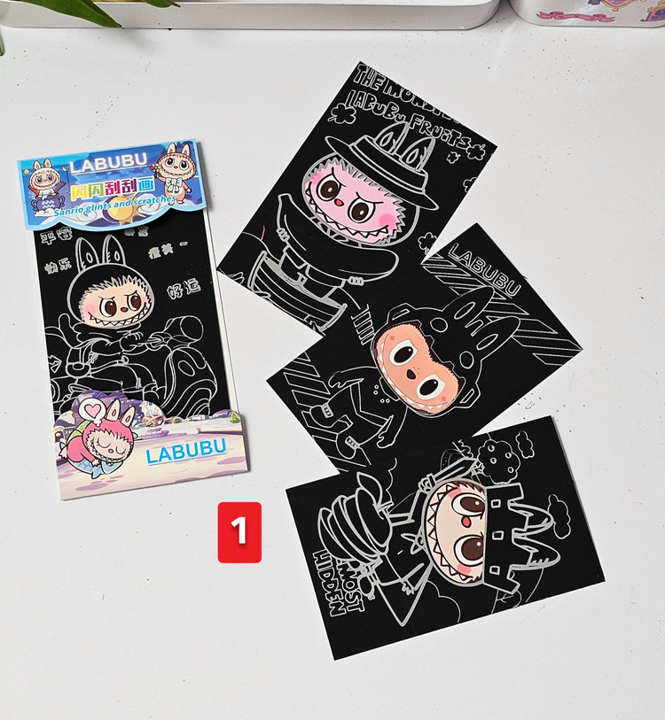 نقاشی خراشیدنی فانتزی ۴ برگه همراه با قلم چوبی لبوبو