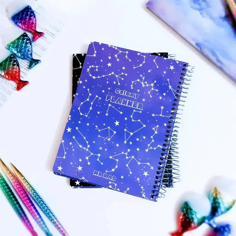 پلنر هفتگی کهکشانی جلد مقوایی برند مسترراد ۷۵ برگ بنفش