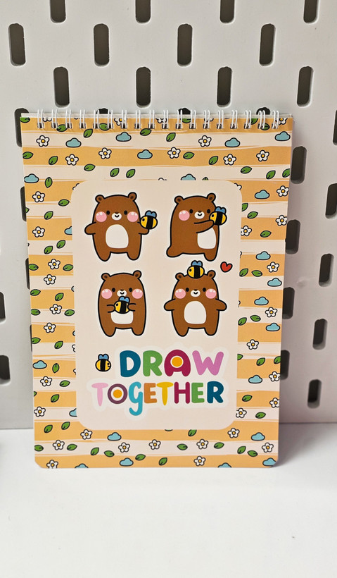 دفتر نقاشی جلد گلاسه برند پانداک ۴۰ برگ خرس