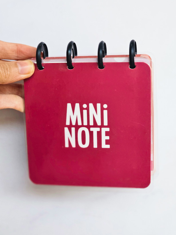 دفترچه دکمه ای جلد پرس شده آبرنگ ۱۰۰ برگ زرشکی