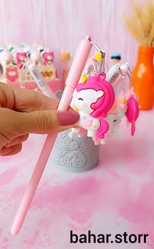 رواننویس یونیکورن آویزدار نوک نازک رنگ سرخابی