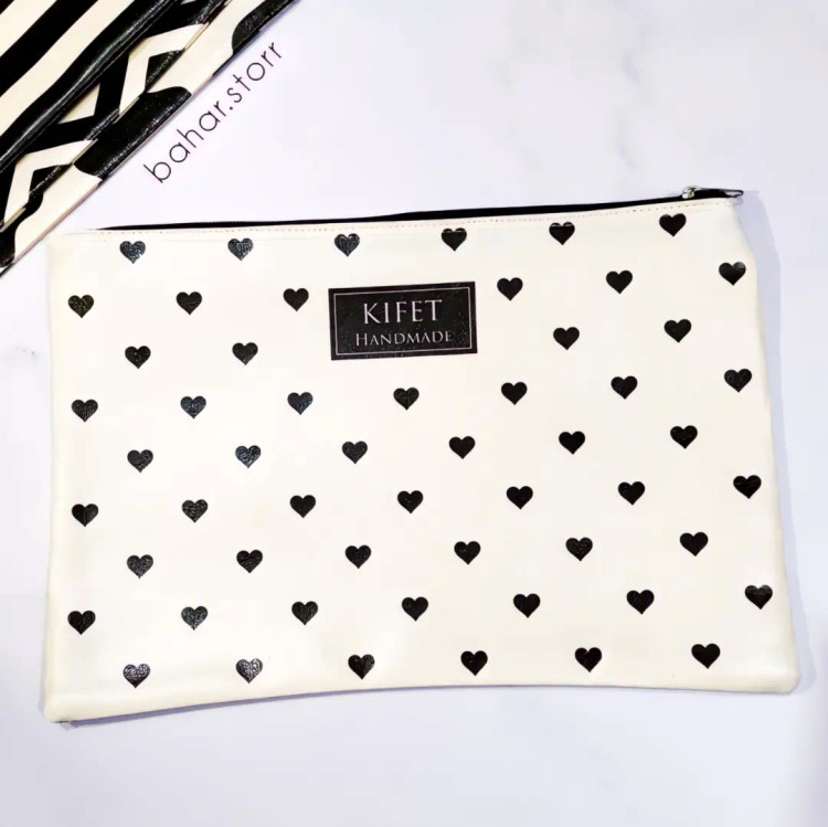 کاور چرمی a4 برند کیفت قلبی سفید