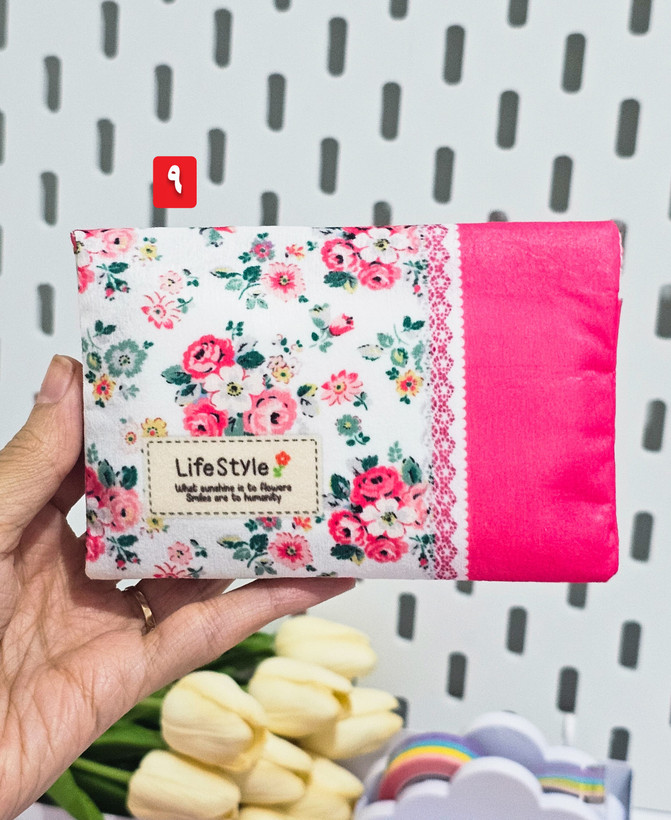 جادستمال کاغذی پارچه ای فانتزی گل صورتی