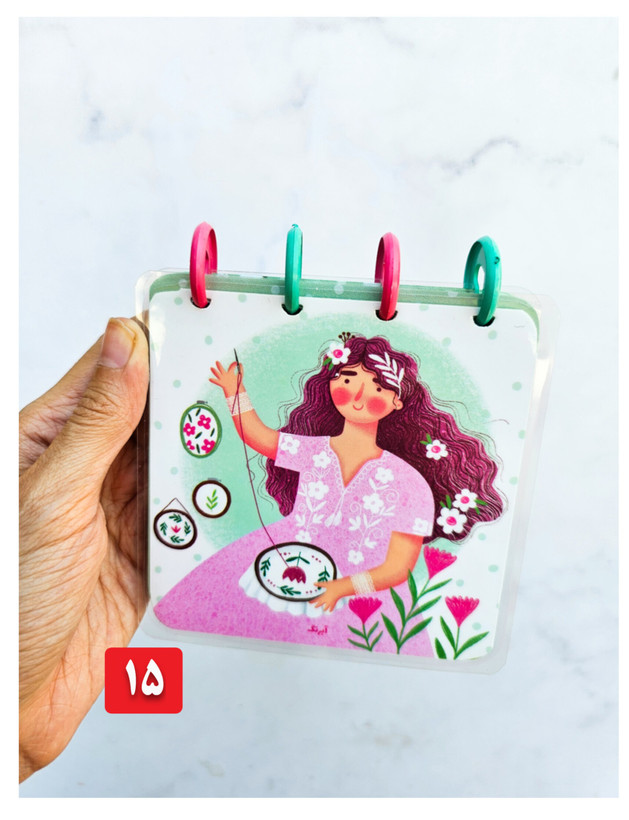 دفترچه دکمه ای جلد پرس شده آبرنگ ۱۰۰ برگ طرح دختر